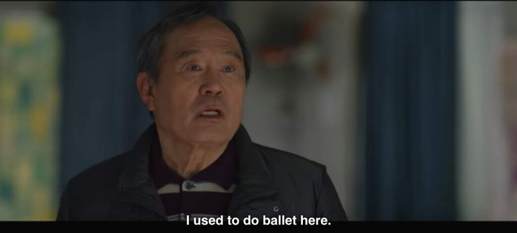 "I used to do ballet here", Deok-chul remembers